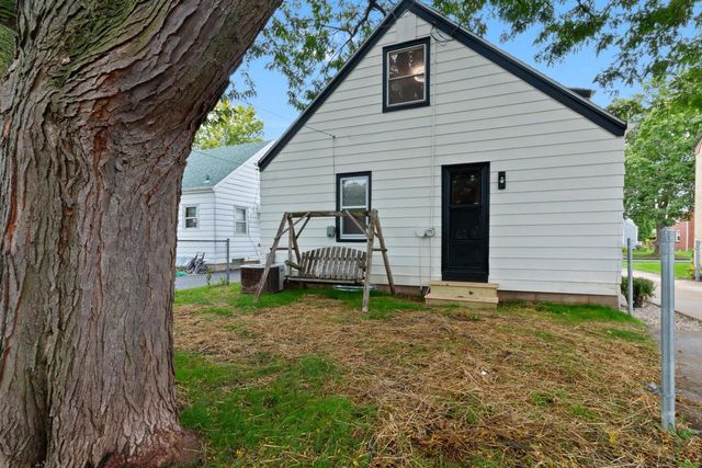 3805 S 21st STREET, Milwaukee, WI 53221