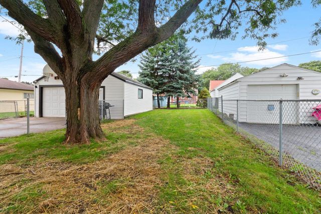 3805 S 21st STREET, Milwaukee, WI 53221