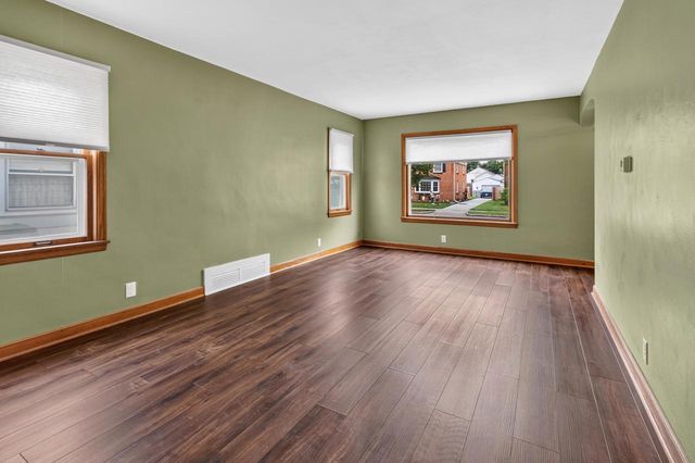3805 S 21st STREET, Milwaukee, WI 53221
