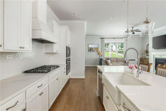 1383 Pierce Avenue SE, Smyrna, GA 30080