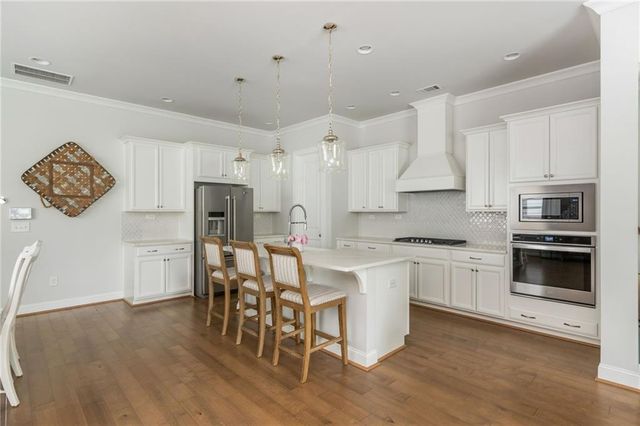 1383 Pierce Avenue SE, Smyrna, GA 30080