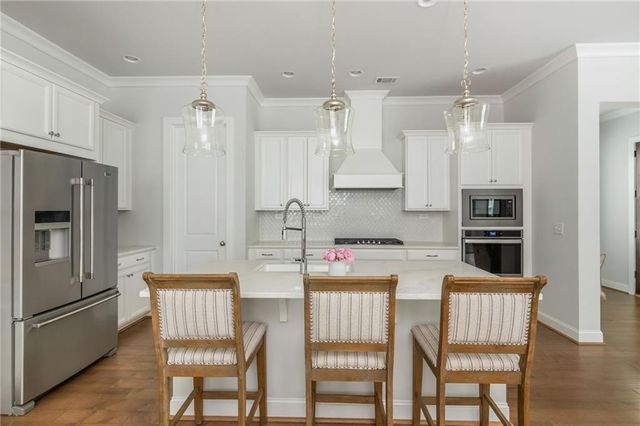 1383 Pierce Avenue SE, Smyrna, GA 30080