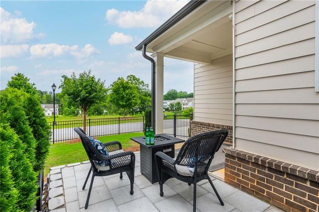 1383 Pierce Avenue SE, Smyrna, GA 30080
