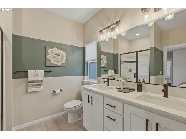 8104 Se BLANTON St, Hillsboro, OR 97123