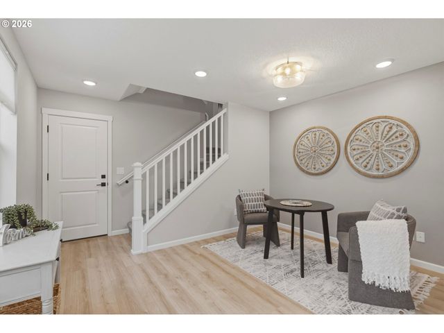 8104 Se BLANTON St, Hillsboro, OR 97123