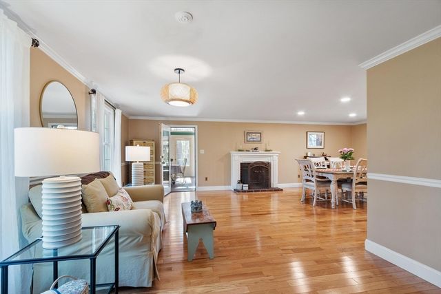 4 White Pine Drive, Georgetown, MA 01833