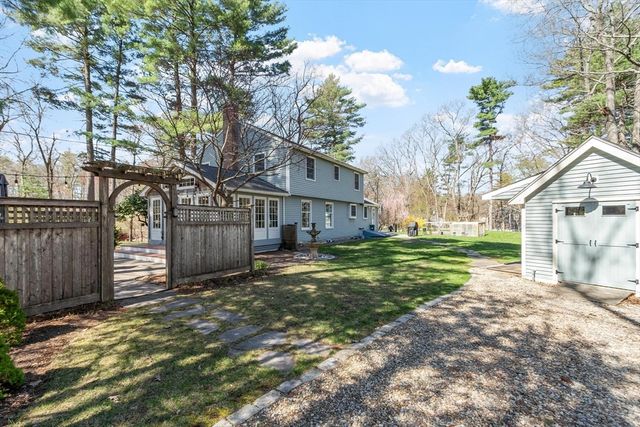 4 White Pine Drive, Georgetown, MA 01833