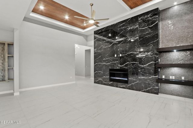 848 West Gate Drive, El Paso, TX 79932