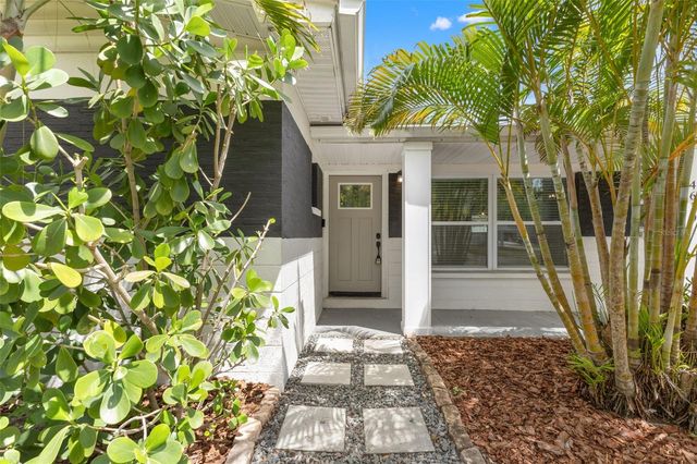 4610 S SHAMROCK ROAD, Tampa, FL 33611