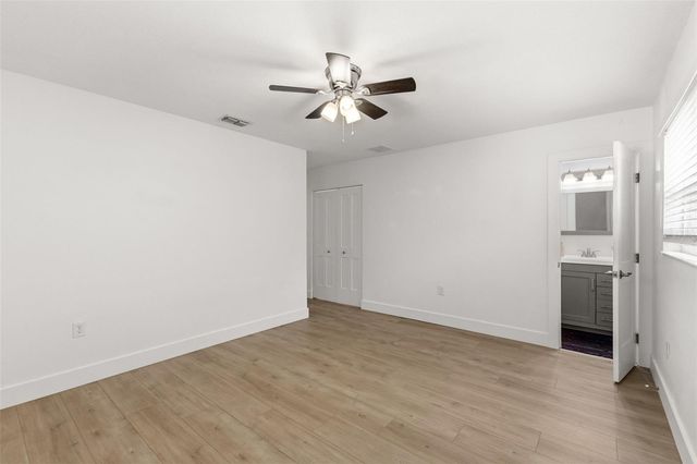 4610 S SHAMROCK ROAD, Tampa, FL 33611