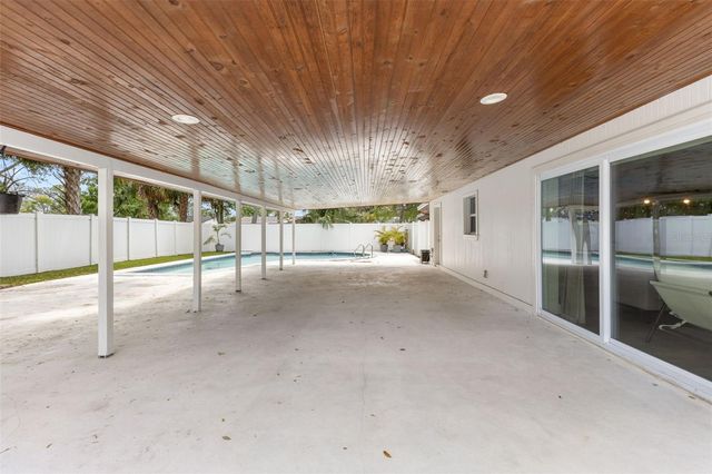 4610 S SHAMROCK ROAD, Tampa, FL 33611