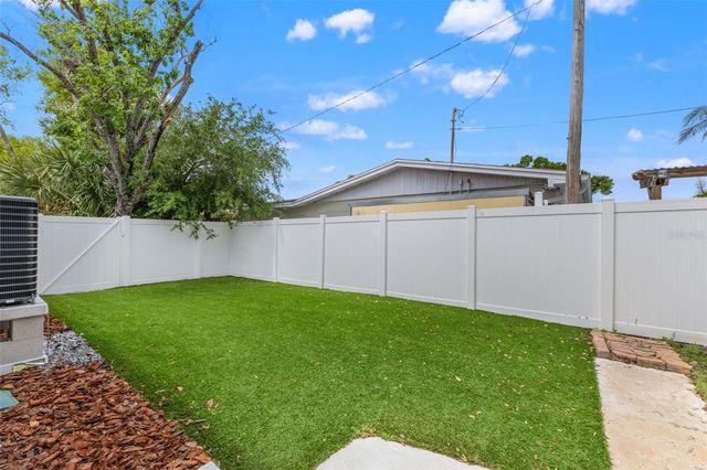 4610 S SHAMROCK ROAD, Tampa, FL 33611