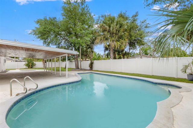 4610 S SHAMROCK ROAD, Tampa, FL 33611