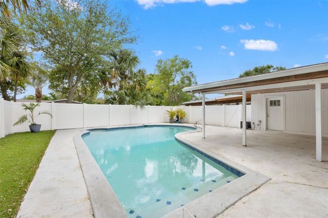 4610 S SHAMROCK ROAD, Tampa, FL 33611