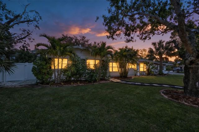 4610 S SHAMROCK ROAD, Tampa, FL 33611