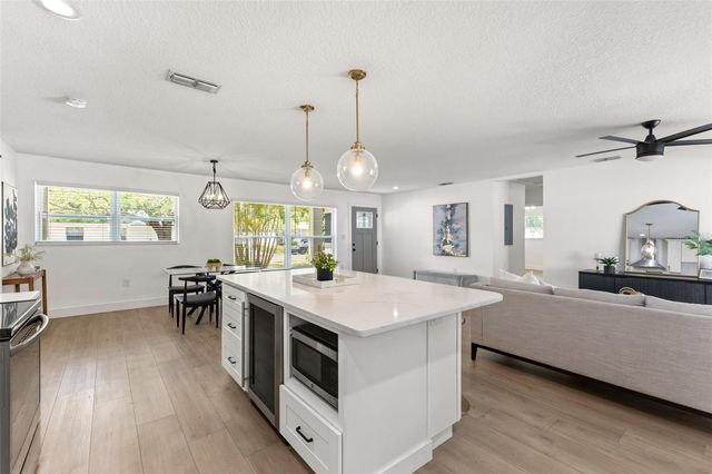 4610 S SHAMROCK ROAD, Tampa, FL 33611