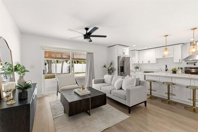 4610 S SHAMROCK ROAD, Tampa, FL 33611