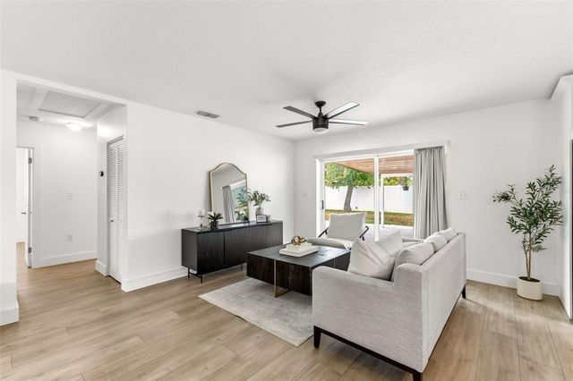 4610 S SHAMROCK ROAD, Tampa, FL 33611