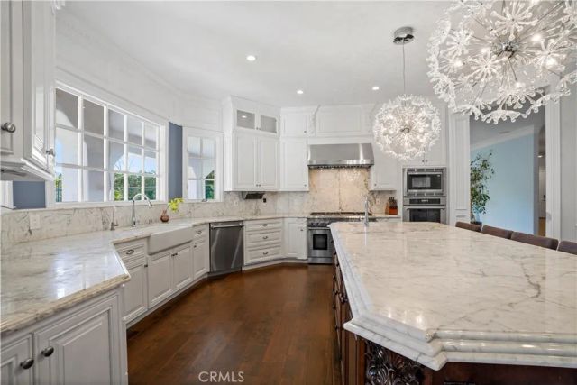 22510 La Quilla, Chatsworth, CA 91311