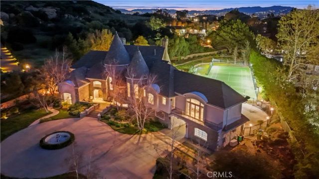 22510 La Quilla, Chatsworth, CA 91311
