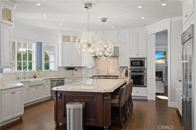 22510 La Quilla, Chatsworth, CA 91311