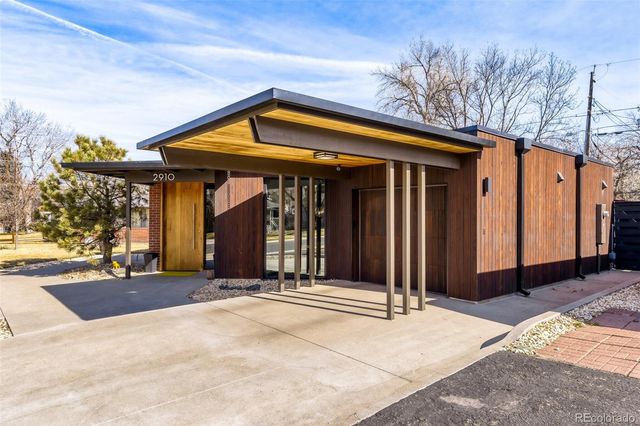 2910 S Marion Street, Englewood, CO 80113