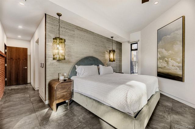 2910 S Marion Street, Englewood, CO 80113