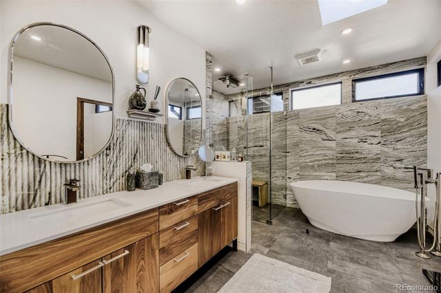 2910 S Marion Street, Englewood, CO 80113