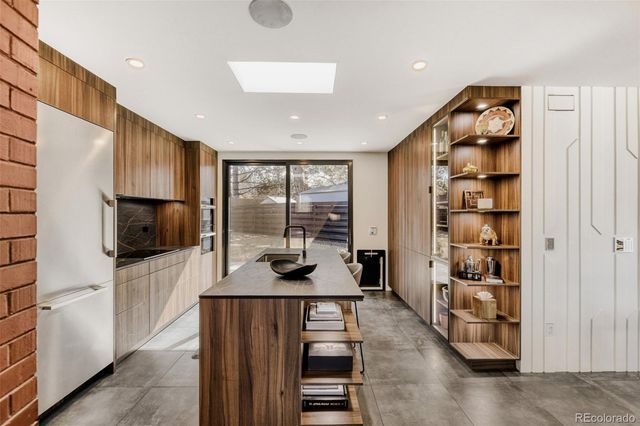 2910 S Marion Street, Englewood, CO 80113