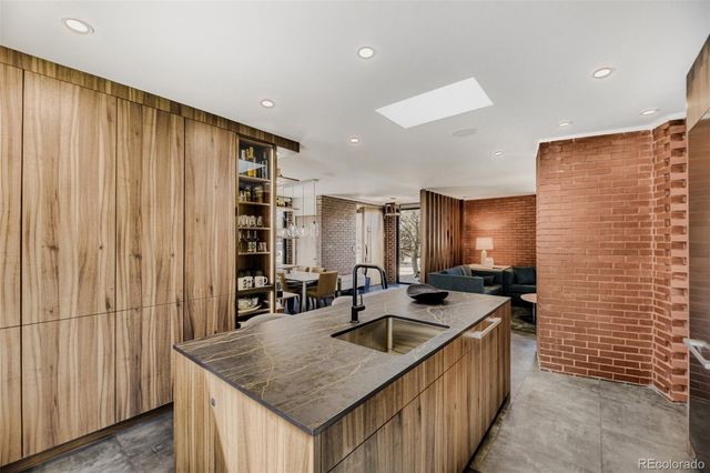 2910 S Marion Street, Englewood, CO 80113