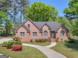 8560 Canal Drive, Jonesboro, GA 30236