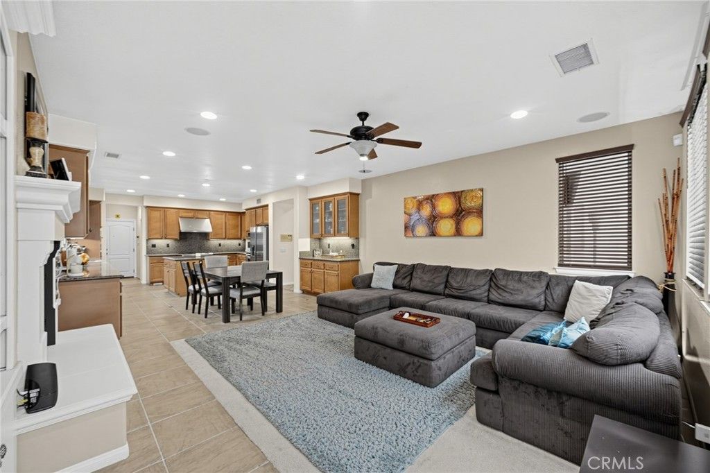 14099 Springwater, Corona, CA 92880 — photo 4