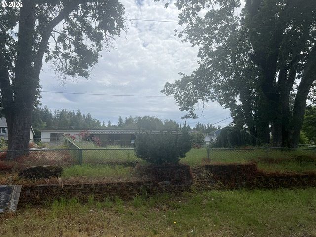 15950 SHORT Ave, Oregon City, OR 97045