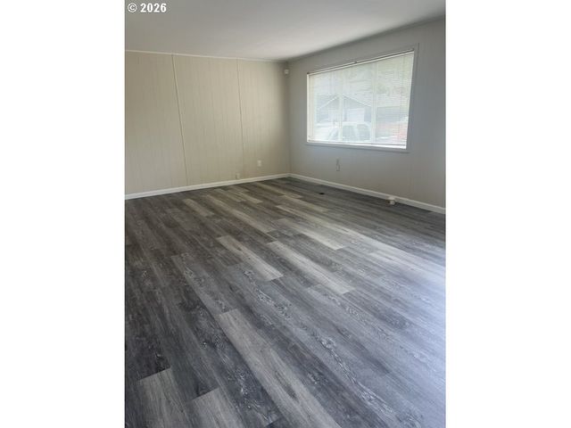 15950 SHORT Ave, Oregon City, OR 97045