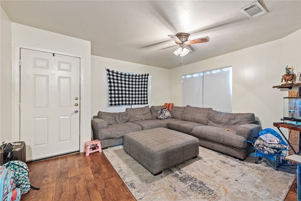 1203 April Bloom A - B, College Station, TX 77840 — photo 2