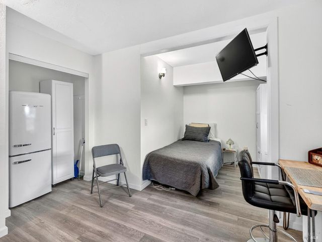 4406 Hedge Ct, Rohnert Park, CA 94928