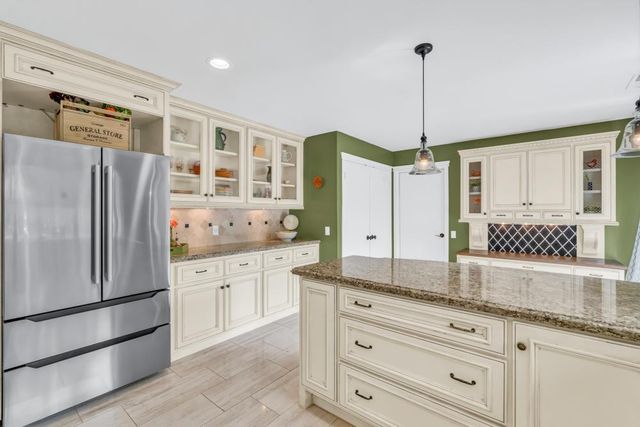 11647 Gold Country Blvd, Gold River, CA 95670