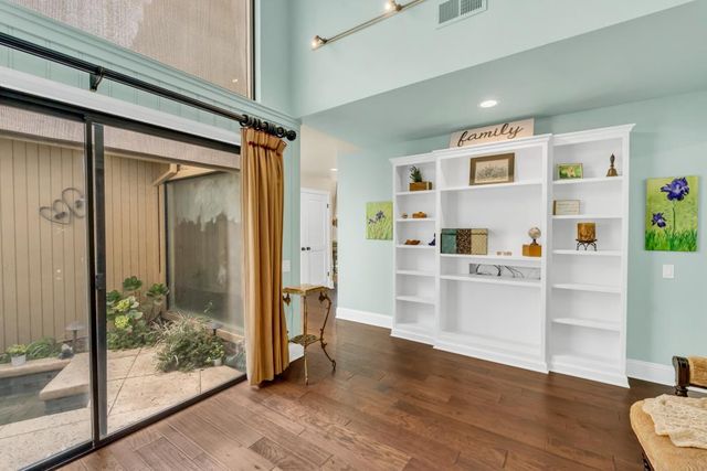 11647 Gold Country Blvd, Gold River, CA 95670