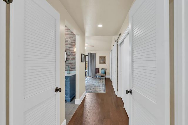 11647 Gold Country Blvd, Gold River, CA 95670