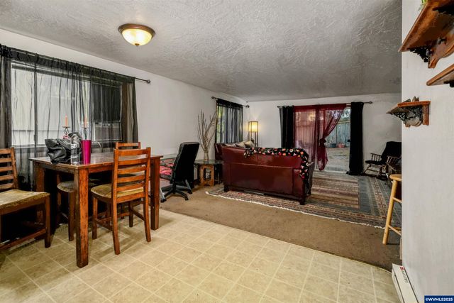 2486-2488 Wintergreen Av NW, Salem, OR 97304