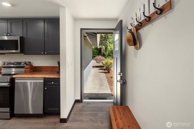 13804 Easy Street NW, Gig Harbor, WA 98329