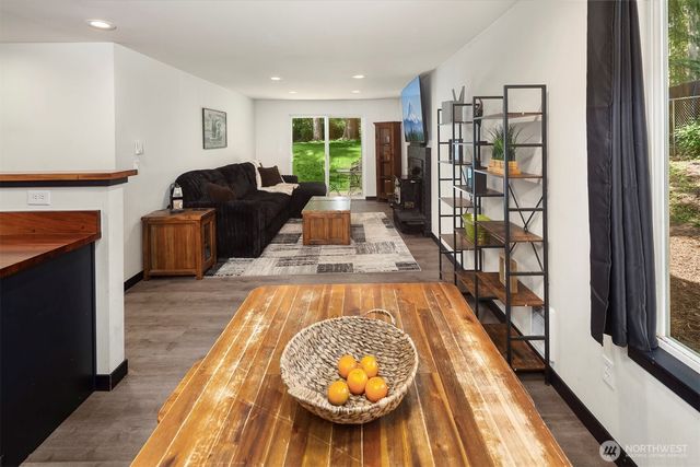 13804 Easy Street NW, Gig Harbor, WA 98329