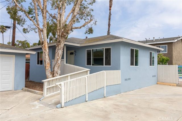 2218 Placentia D, Costa Mesa, CA 92627