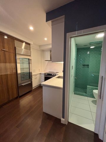 662 Massachusetts Ave 2, Boston, MA 02118