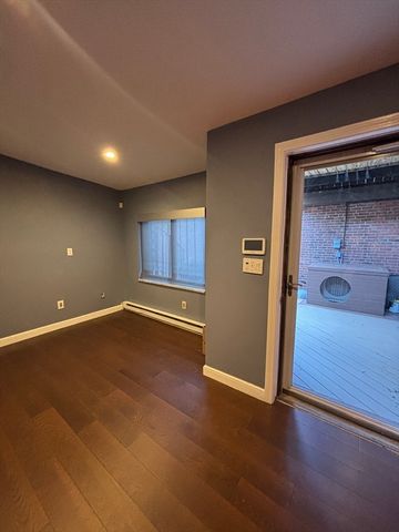 662 Massachusetts Ave 2, Boston, MA 02118