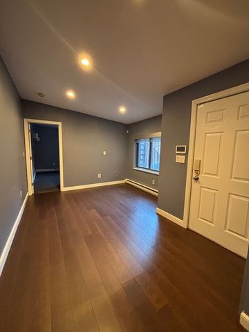 662 Massachusetts Ave 2, Boston, MA 02118