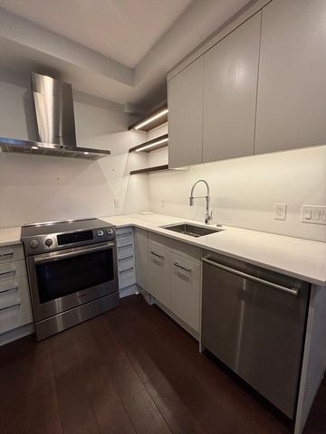 662 Massachusetts Ave 2, Boston, MA 02118