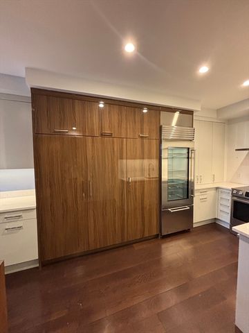 662 Massachusetts Ave 2, Boston, MA 02118