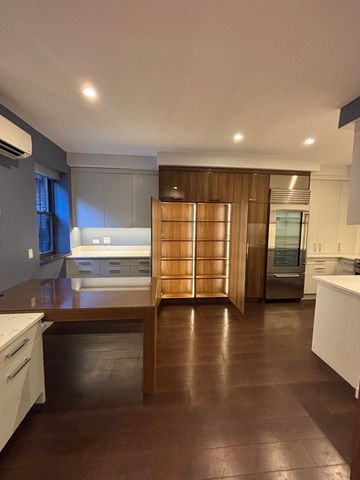662 Massachusetts Ave 2, Boston, MA 02118