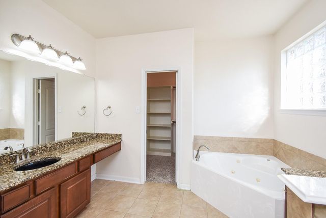 6203 Ledger Lane, Missouri City, TX 77459